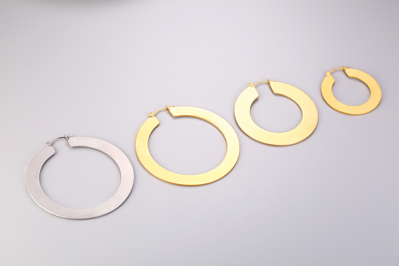 Minimalist Round Hoop Earrings Stainless Steel Geometric Circle Earrings