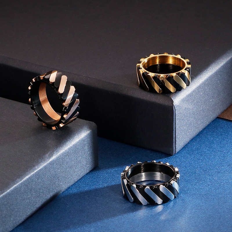 High Quality Fashion Stripe Stainless Steel Jewelry Ring For Men