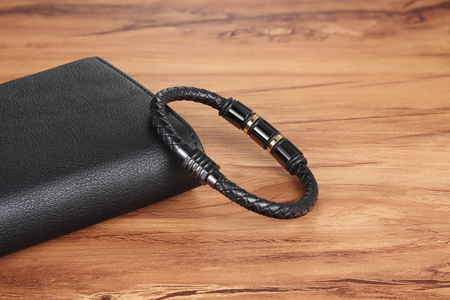 LICA Genuine Leather Cool Black Gold Creative Design Stainless Steel Magnetic Buckle Charm Men Leather Bracelet Size 19/21/23CM