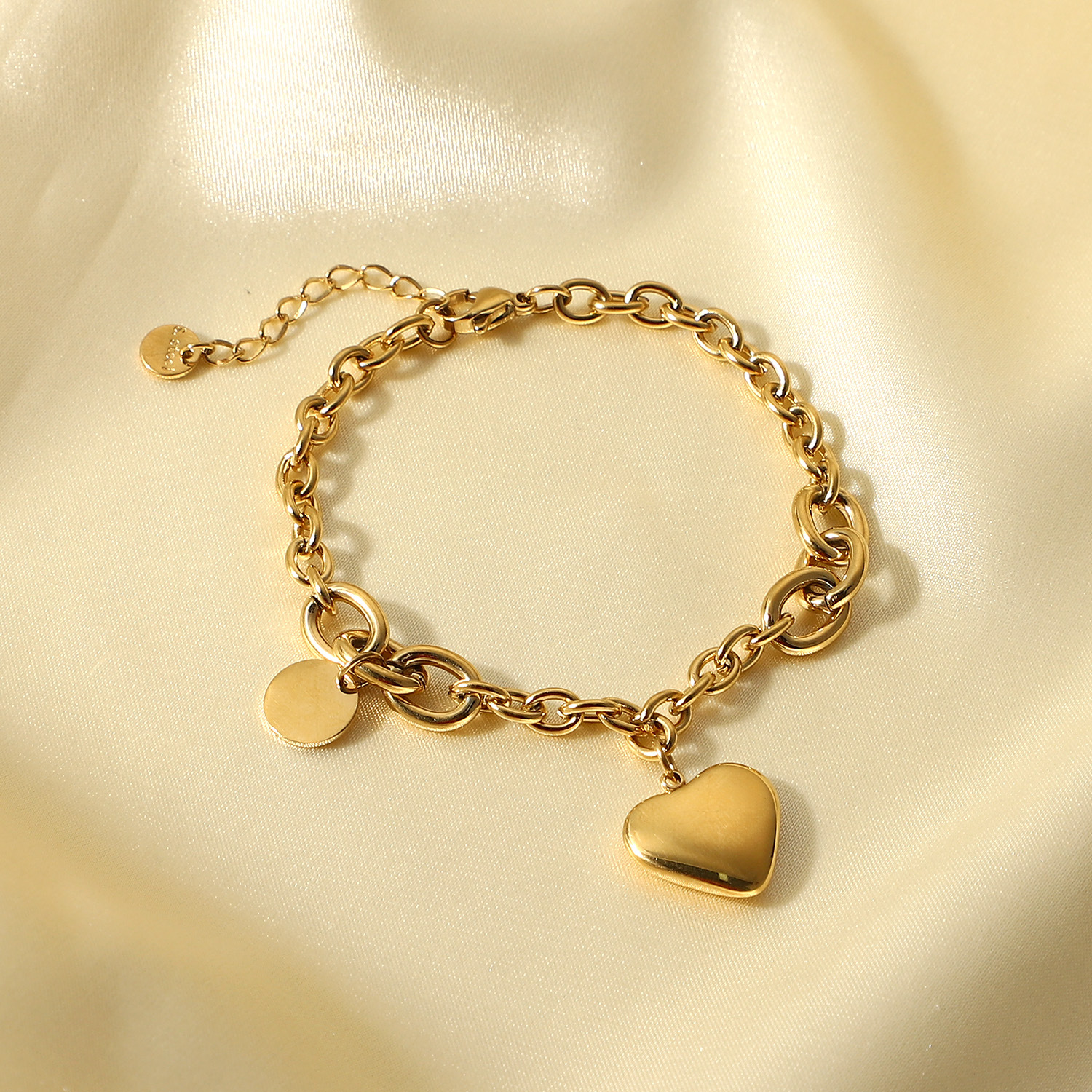 Stainless Steel Chain Bracelet With Heart Shape Charm Pendant Gold Plated