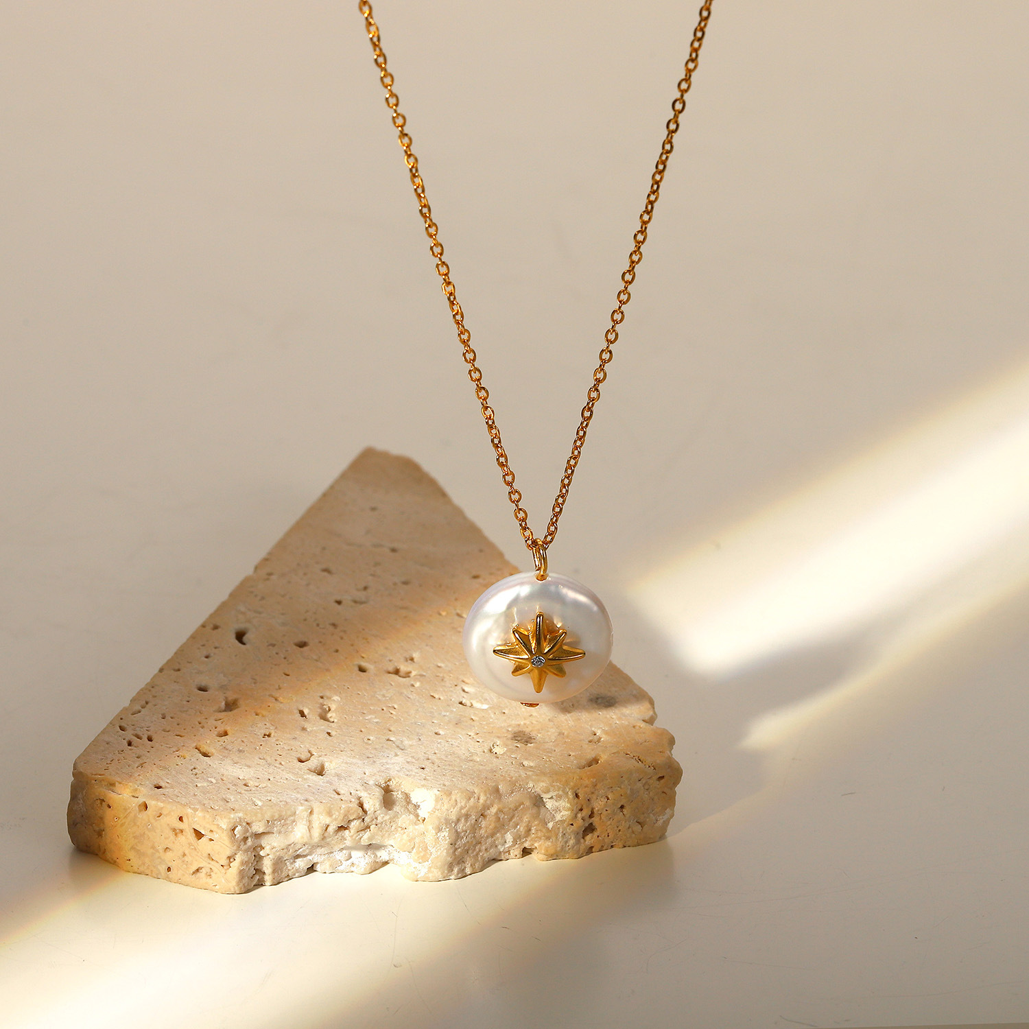 Stainless Steel Pearl Necklace with 18K Gold Plated Chain