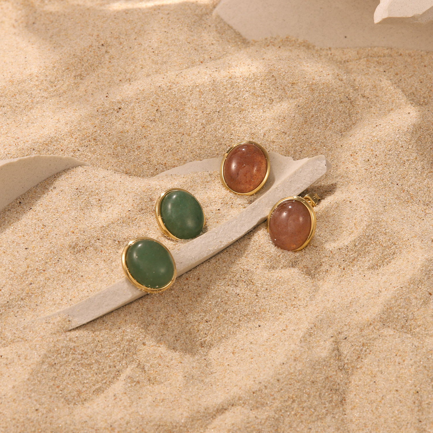 Agate Stud Easrring