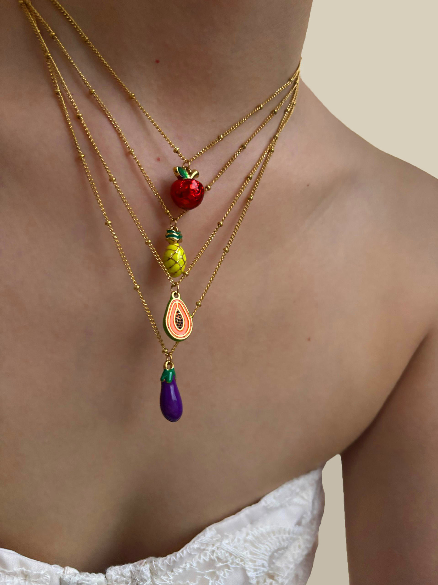 Fashion country-style stainless steel drip oil fruit and vegetable pendant for ladies' necklaces, suitable for daily wear and versatile for all occasions.