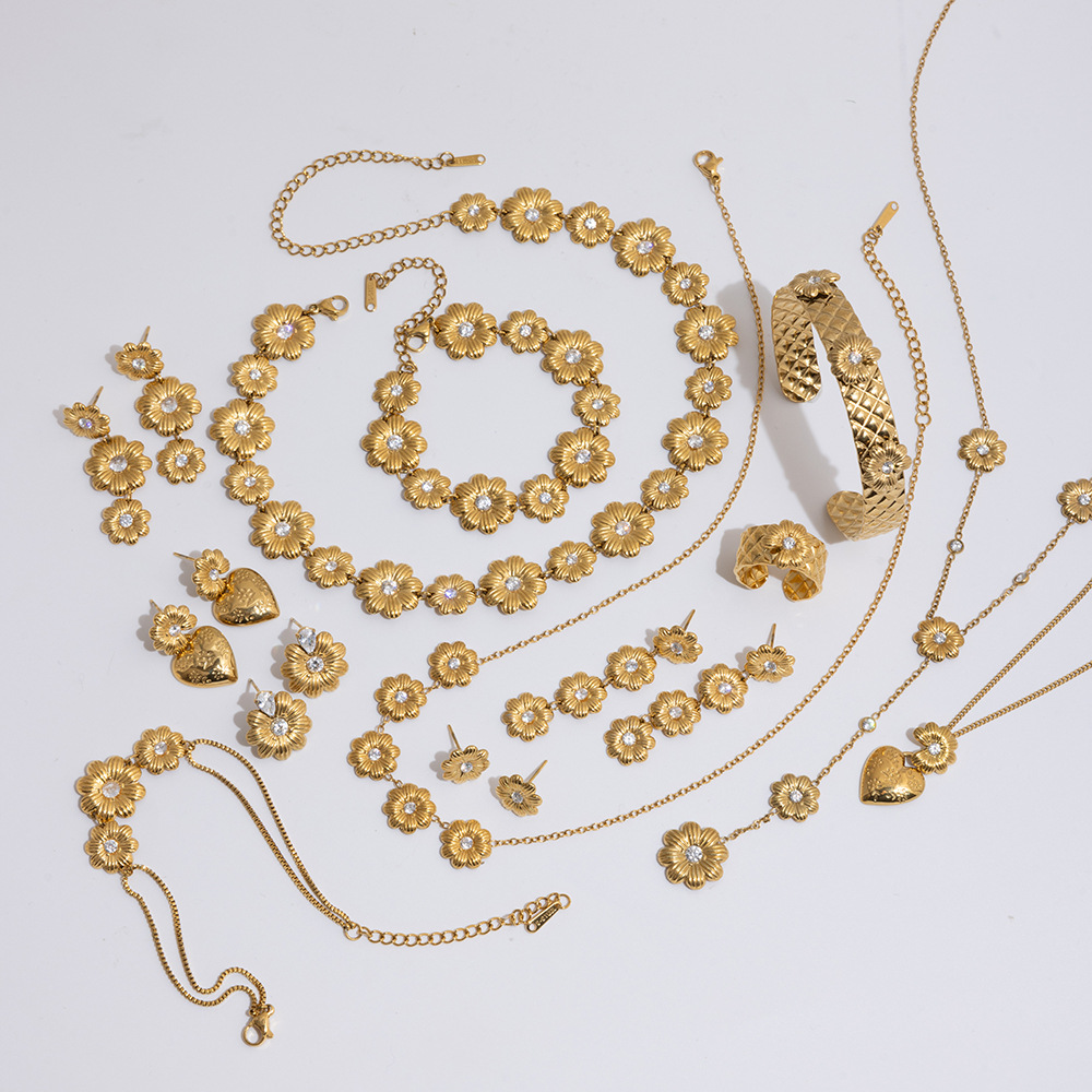 Classic Style 18K Gold Stainless Steel Zirconia Little Daisy Chain Bracelet - Luxurious High-End Cross-border Jewelry for Women Necklace